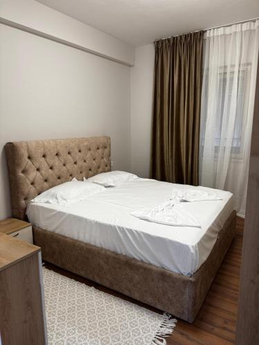 Kristal View, Tirana (zdjęcie 10)
