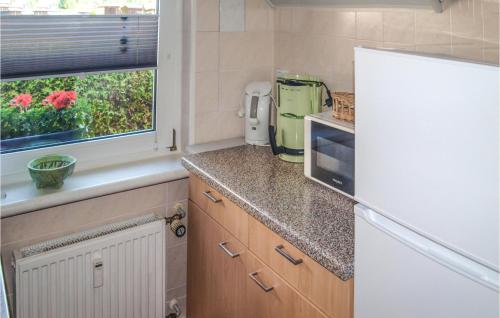 virtuve, Nice Home In Mirow Ot Qualzow With Wifi in Roggentin (Mecklenburgische Seenplatte)