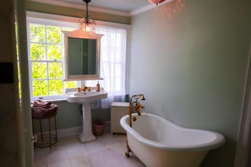 Ormond Manor