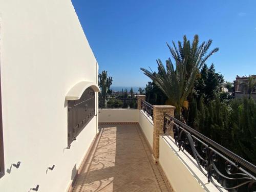 Balcony/terrace, Luxurious 6 bdrms villa with pool in agadir DS62065 in Essalam