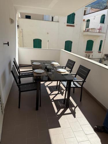 FAMILY HOUSE Letojanni Taormina Room Type - Two-Bedroom Apartment with Balcony