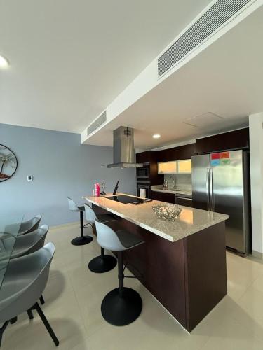 NEW Casa Paradise Ocean View apts - image 3
