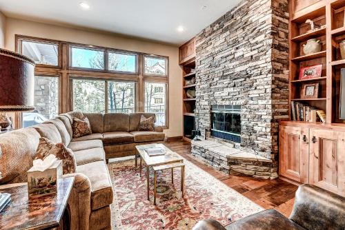 22 Highlands Townhomes