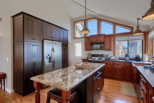 Cape Cod Charm By The Sea, Cambria (zdjęcie 7)