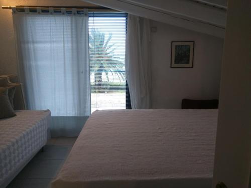 Beach Front Chanioti - image 4