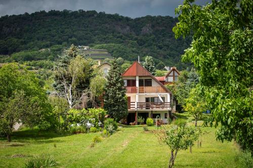 Csabagyongye Apartman Badacsony in Badacsonytomaj