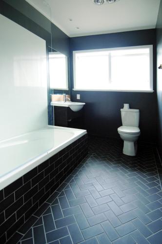 The 'Brick house' cottage near the beach, Auckland (foto 6)