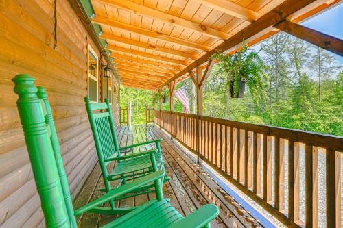 Private + Secluded: Open-Concept Sevierville Cabin, Sevierville