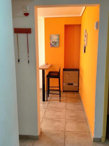 One-Bedroom Apartment image 5