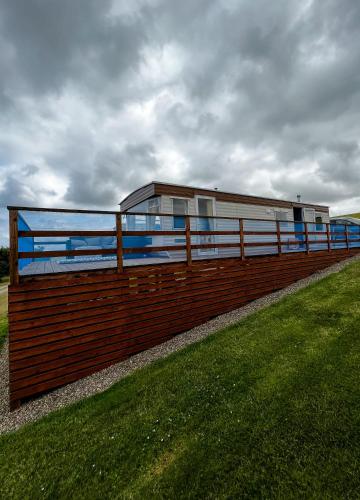 A szálláshely kívülről, Caravan Nr 51 Only for Family Holiday in Macduff