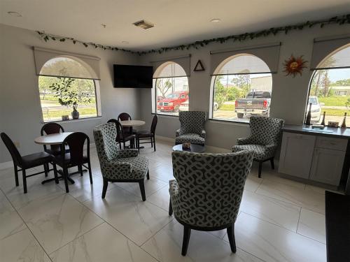 餐飲選擇, 花園套房汽車旅館 (Garden Suites) in 拉波特