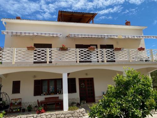 Apartments by the sea Lun Pag - 11781