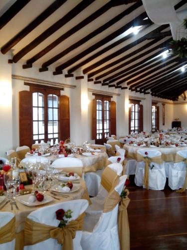 Standard Quadruple Room image 9
