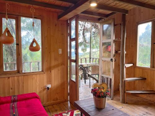 Cabin at Blueberry Farm, Subachoque (Foto 3)