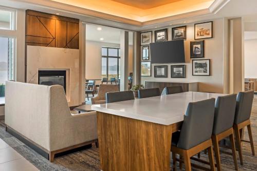 A szálláshely kívülről, Holiday Inn Express Hotel & Suites Astoria By IHG in Astoria (Oregon)