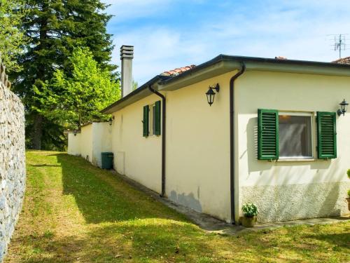 Luxurious Holiday Home in Coreglia Antelminelli with Garden