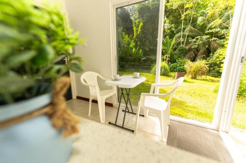 Iekārtas, Heliconia Hideaway Lelydorp in Wanica