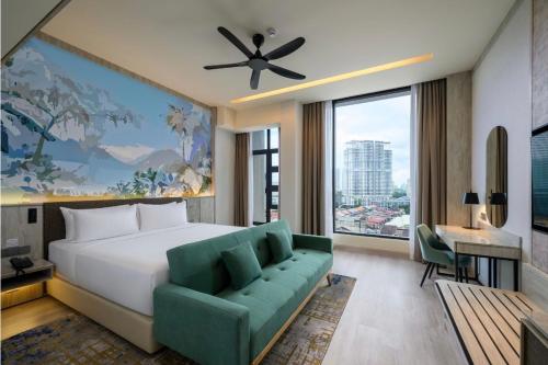 Cecil , King Bed, City / Bridge View room in Fifth Avenue Hotel