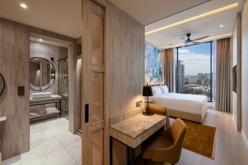 Double room, city