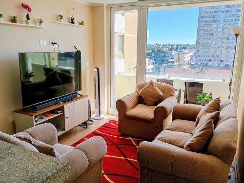 Arriendo 1 Departamento Diario Amoblado en Pleno Centro de Osorno Full Electrico y estacionamiento, comodidad y seguridad