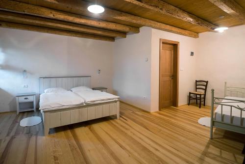 Pri Bregarju - image 7