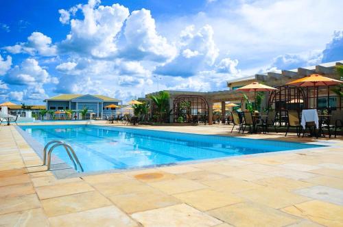Lacqua diRoma - Piscina de Ondas Exclusiva in Кальдас Новас