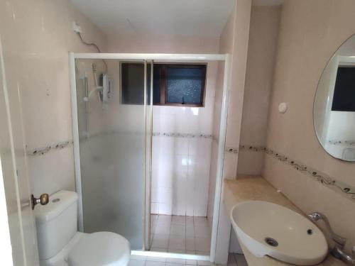 Double Room with Private Bathroom image 10