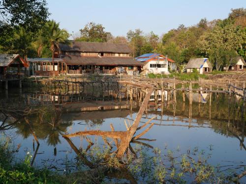 Muangkham Peaceandlove Farm near Cave Beach Chiangrai