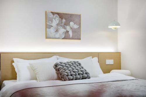 Suite with Sea View image 9