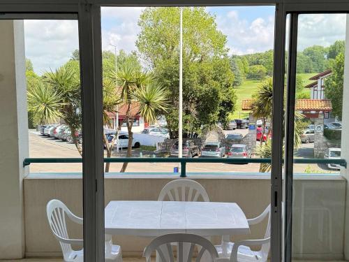 Studio face au golf avec terrasse et parking - FR-1-4-702 - Apartment - Ciboure