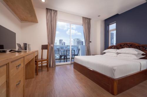 room detail thumbnail 0