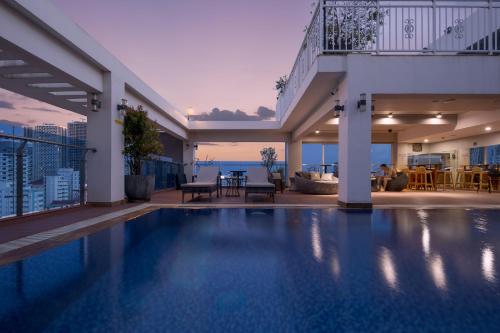 . Amana Hotel & Residences