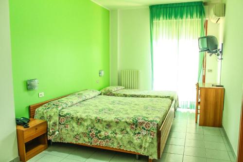 Hotel Holiday – San Benedetto del Tronto, MO
