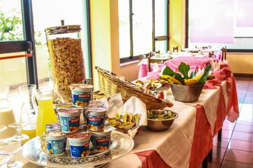 Hotel Holiday – San Benedetto del Tronto, MO