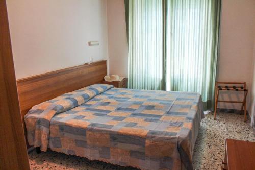 Hotel Holiday – San Benedetto del Tronto, MO
