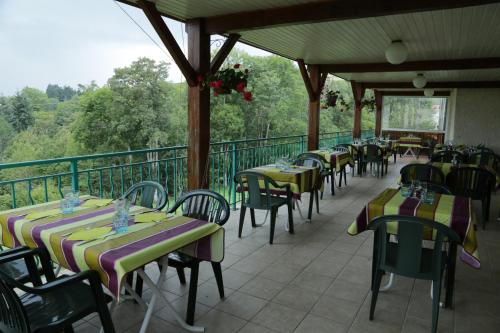 Hotel Restaurant De La Roche 1