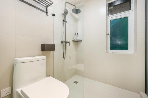 Deluxe Double Room with Bath image 2