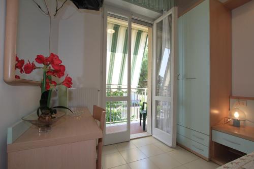 Hotel Vera – Marina di Massa, WI
