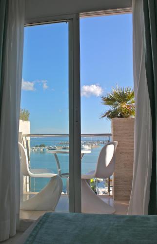 Hostal Brisa Marina - image 4
