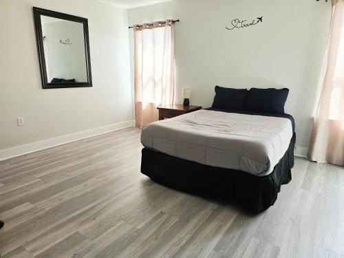 Serenity Home Near Downtown & Airport in Austin, USA
