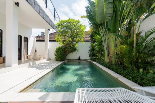 Villa Arawan - Beautiful 3BR Villa in Kerobokan