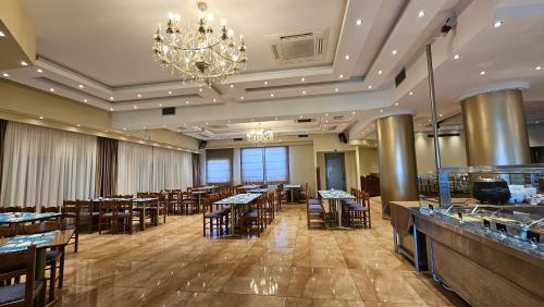 Grand Platon Hotel 5