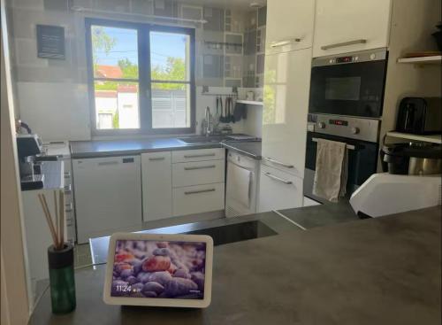 Maison avec jaccuzi in Ury