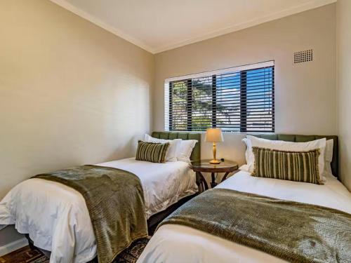 Classic Apartment image 7