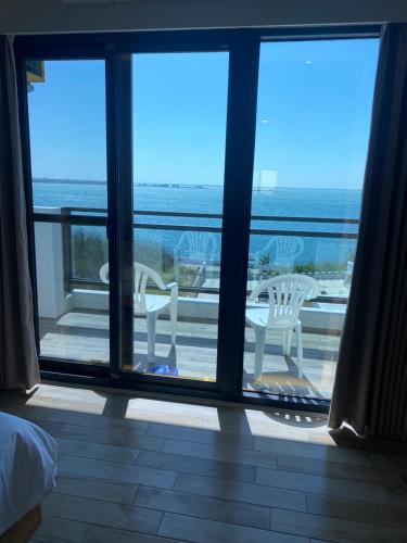 Sea Quilt Bed and Breakfast near Wind Power Plant