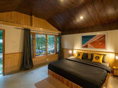 1 queen bed
