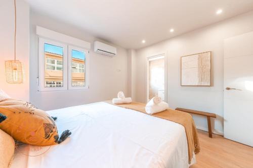 Spacious apartment in Malaga - TCM - Tap to explore photos