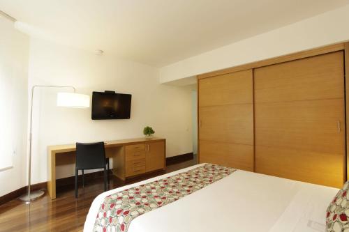 69044507 Hotel bh La Quinta
