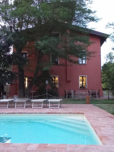 Úszómedence, Tenuta Torre Diana in Mordano