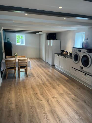 Facilities, Lejlighed med egen indgang in Hjorring